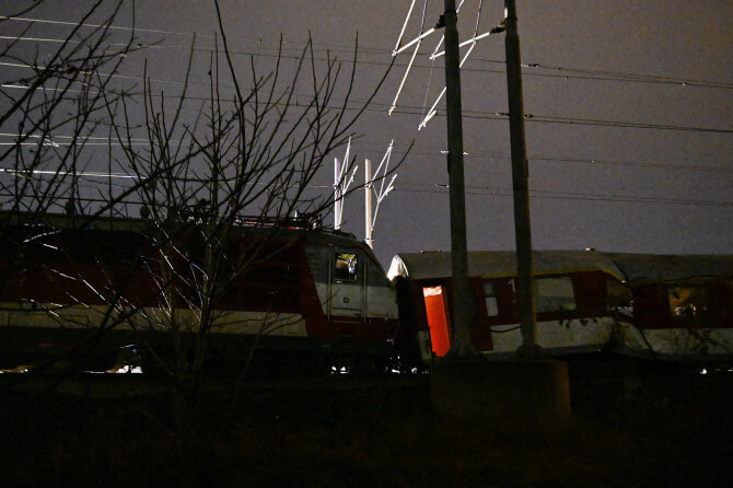 „Reuters“/„Scanpix“ nuotr./Slovakijoje susidūrė du traukiniai
