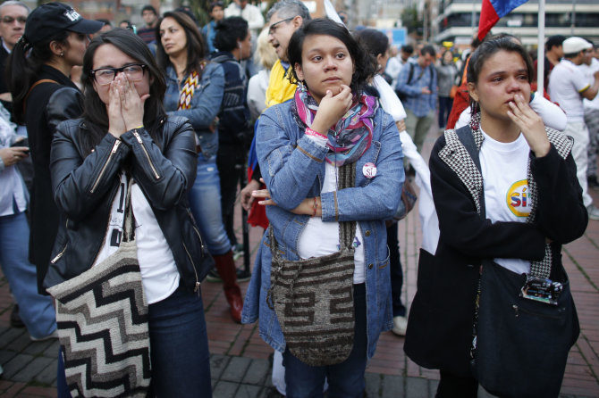 „Scanpix“/AP nuotr./Dalį kolumbiečių ištiko šokas, sužinojus referendumo rezultatus