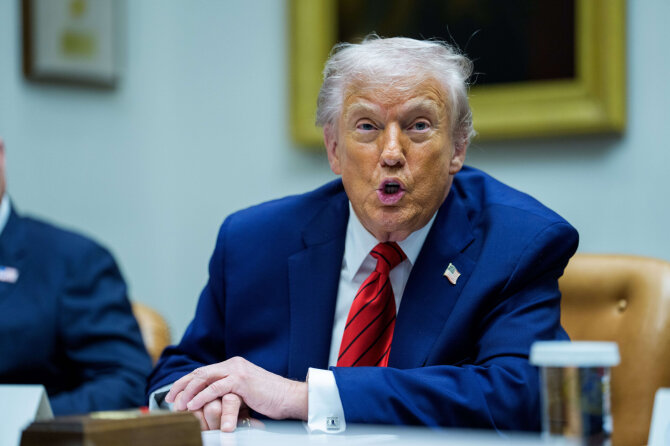 Donaldas Trumpas / Aaron Schwartz - Pool via CNP / ZUMAPRESS.com