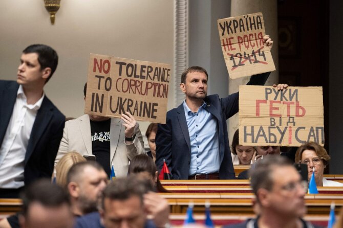 Protestas prieš korupciją Ukrainoje / ANDRII NESTERENKO / AFP