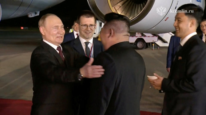 Scanpix nuotr./V.Putinas atvyko į Šiaurės Korėją