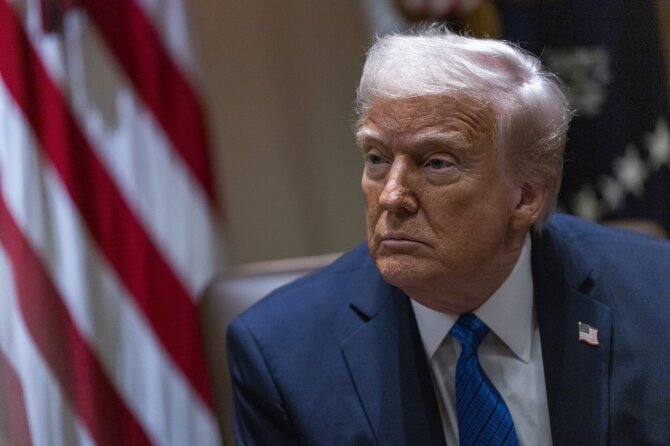 Donaldas Trumpas / Shawn Thew - Pool via CNP / picture alliance / Consolidated News Photos