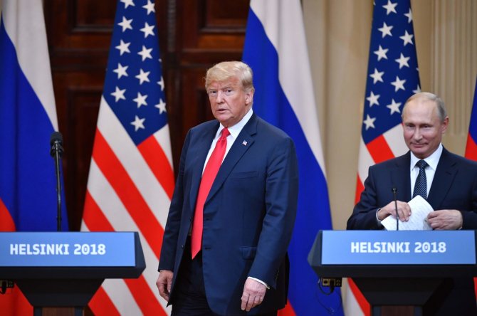 AFP/„Scanpix“ nuotr./Donaldo Trumpo ir Vladimiro Putino susitikimas Helsinkyje
