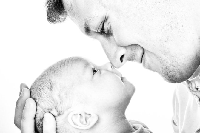 Shutterstock nuotr./Tėtis ir vaikas.