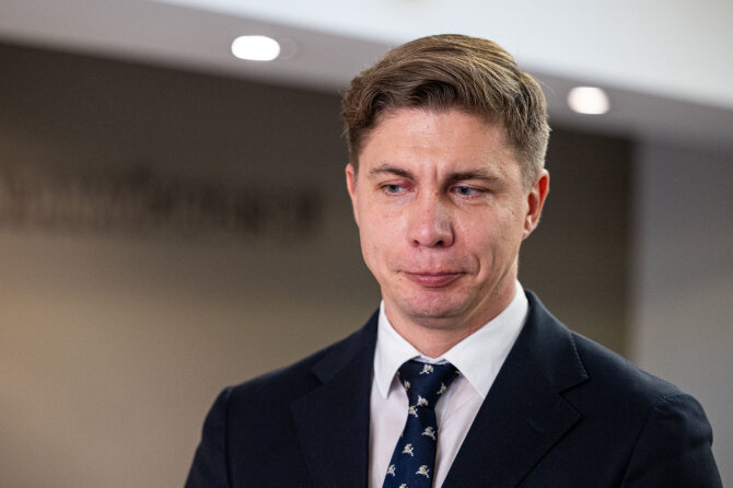 Pauliaus Peleckio / BNS nuotr./Inga Ruginienė ir Mindaugas Sinkevičius susitinka su „Nemuno aušra“