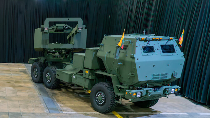 KAM nuotr./JAV pirmą kartą parodė pirmuosius Lietuvai skirtus HIMARS paleidėjus