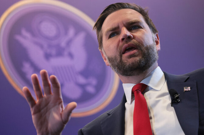 AFP/ „Scanpix“/J.D.Vance'as