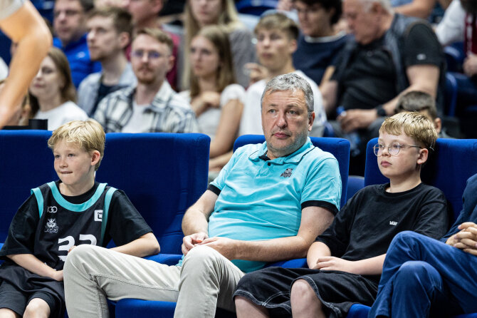 Pauliaus Peleckio / BNS nuotr./Pirmosios mažojo finalo rungtynės: Vilniaus „Wolves Twinsbet“ - Panevėžio „7bet Lietkabelis“