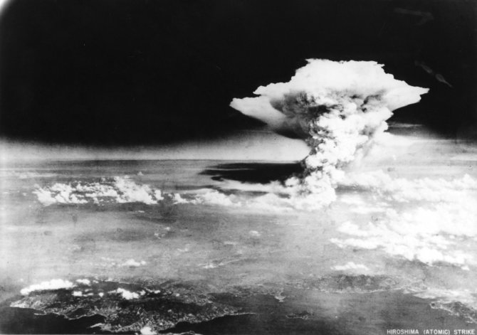 „Reuters“/„Scanpix“ nuotr./Hirošima po atominės bombos sprogimo