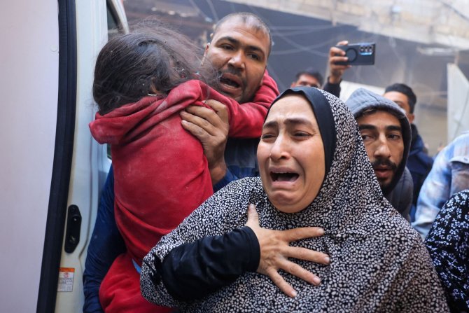 AFP/„Scanpix“ nuotr./Izraelis smogė Gazos Ruožui