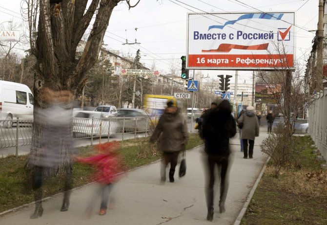„Reuters“/„Scanpix“ nuotr./Referendumo reklama Kryme 