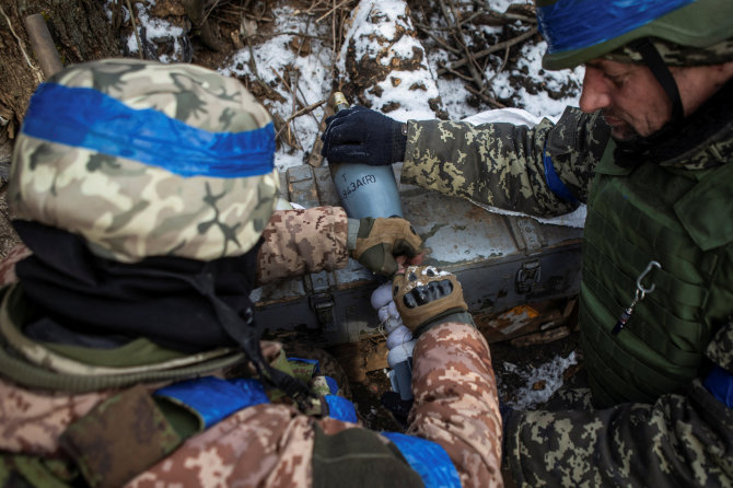 „Reuters“/„Scanpix“/Ukrainos kovotojai prie Vuhledaro