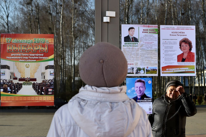 AFP/„Scanpix“ nuotr./Parlamento rinkimai Baltarusijoje