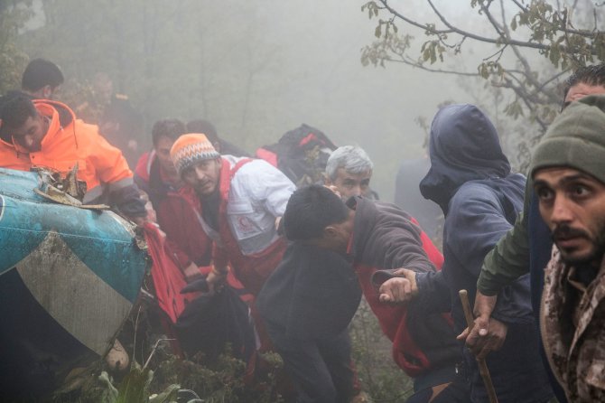 AFP/„Scanpix“ nuotr./Sudužo Irano prezidento Ebrahimo Raisi sraigtasparnis