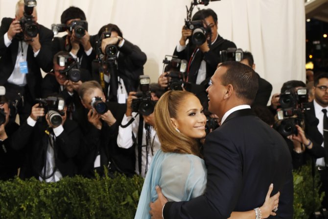 „Reuters“/„Scanpix“ nuotr./Jennifer Lopez ir Alexas Rodriguezas