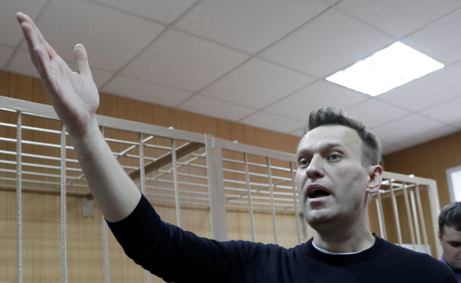„Reuters“/„Scanpix“ nuotr./A.Navalnas kviečia į naujus mitingus