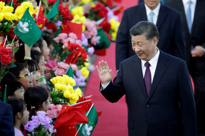 „Reuters“/„Scanpix“ nuotr./Xi Jinpingas Makao mieste