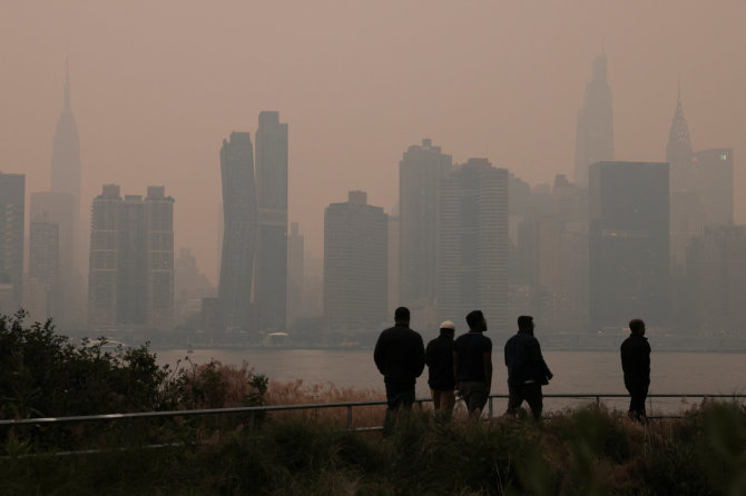 „Reuters“/„Scanpix“ nuotr./Niujorką apgaubė smogas