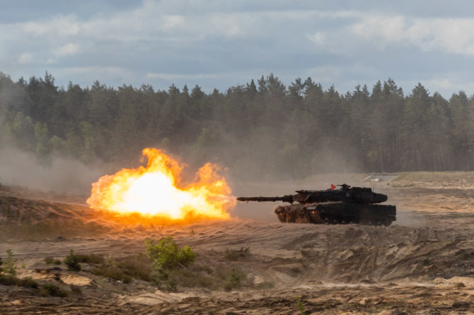 Žygimanto Gedvilos / BNS nuotr./Leopard 2