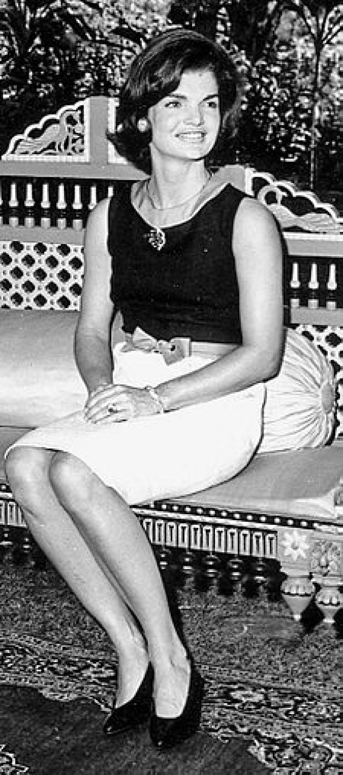 wikimedia.org nuotr./Jacqueline Kennedy, 1962 m.
