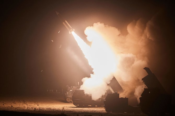 „AFP“/„Scanpix“/Iššaunama ATACMS raketa