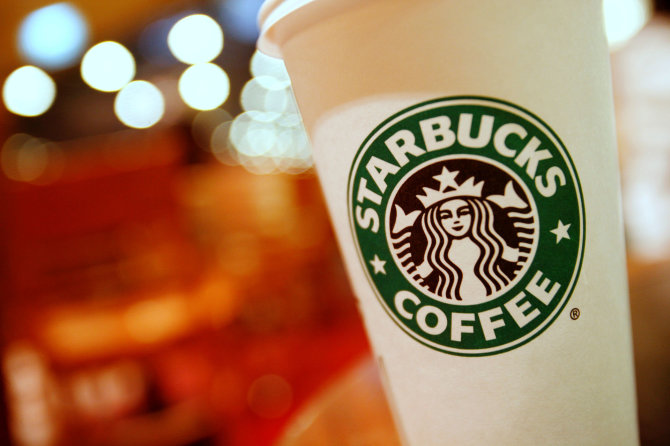 „Reuters“/„Scanpix“ nuotr./„Starbucks“ gėrimo puodelis