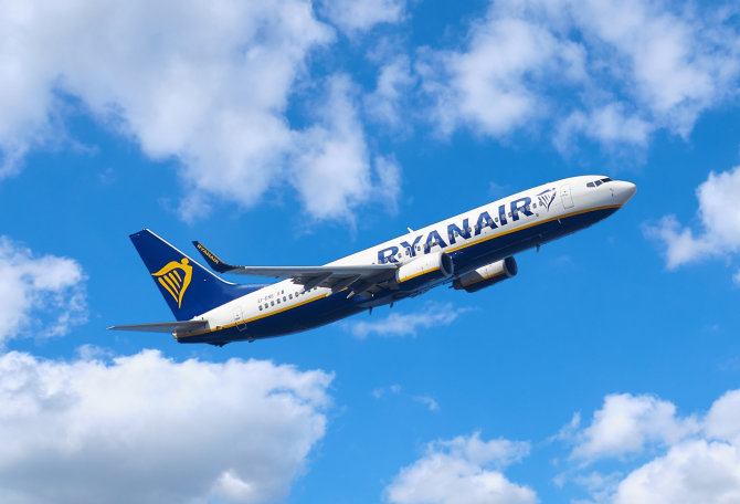 123RF.com nuotr. / „Ryanair“ orlaivis