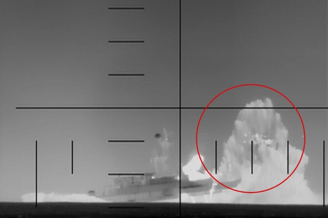 Pentagono nuotr./JAV torpeda pataikė į Irano laivą