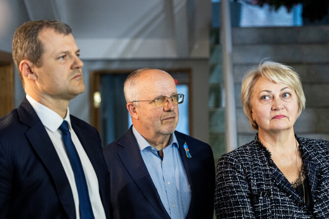Pauliaus Peleckio / BNS nuotr./Gintautas Paluckas, Juozas Olekas, Rasa Budbergytė