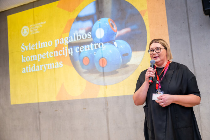 J.Petronio nuotr./D.Bartninkienė Švietimo pagalbos kompetencijų centro atidaryme 