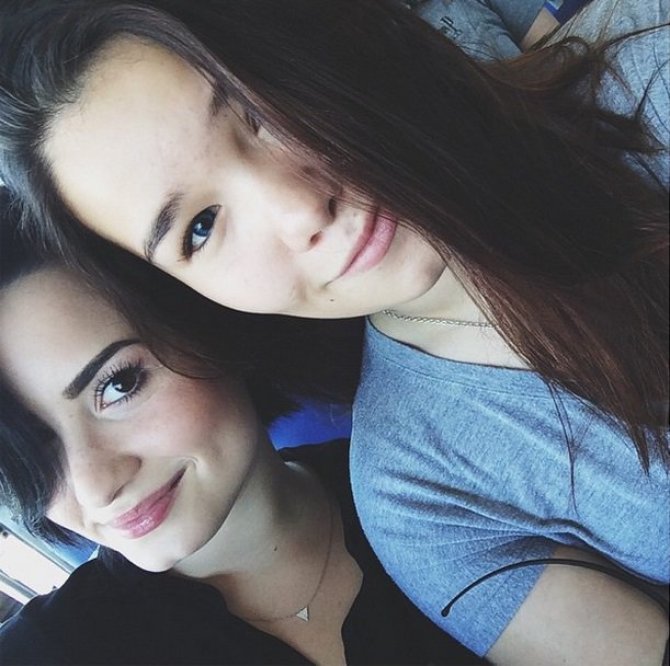 „Instagram“ nuotr./Demi Lovato su seserimi Madison De La Garza