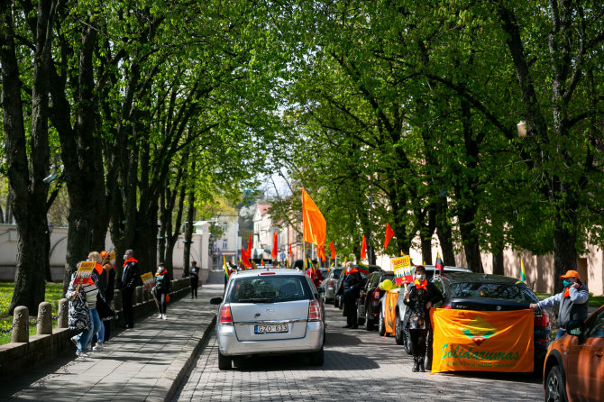 Žygimanto Gedvilos / 15min nuotr./Tarptautinė darbo diena minima piketu