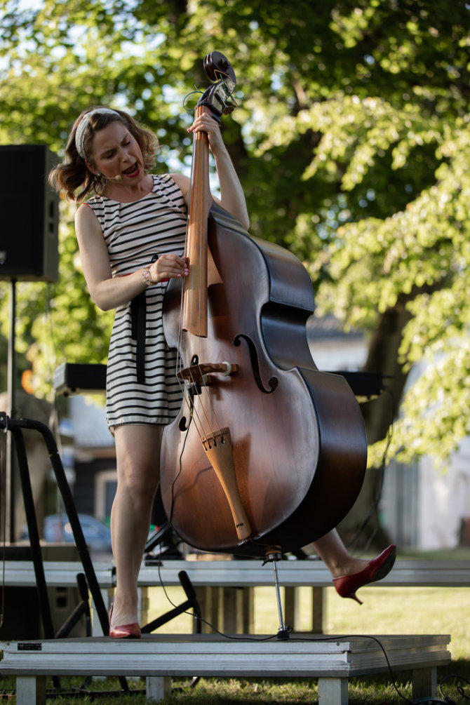 Asmeninė nuotr./Retro swing kabaret stiliaus grupė „Kartą Amerikoj“