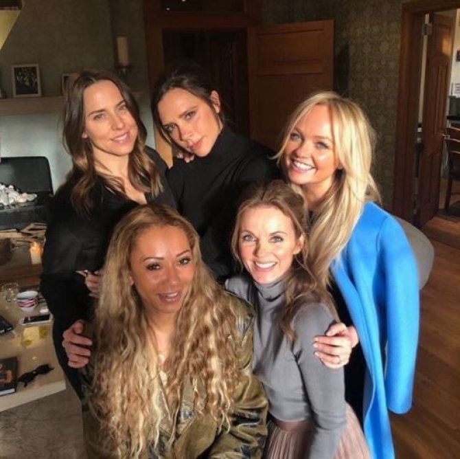 Instagram nuotr./Victoria Beckham, Melanie Brown, Emma Bunton, Melanie Chisholm, Geri Horner – „Spice Girls“