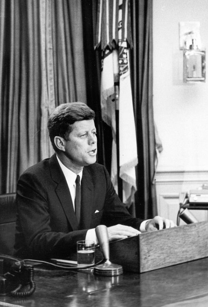 JAV vyriausybės nuotr./JAV prezidentas Johnas F.Kennedy 1963 m. birželį