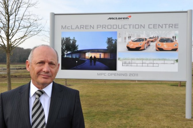 Gamintojo nuotr./„McLaren Automotive“ vadovas Ronas Dennisas