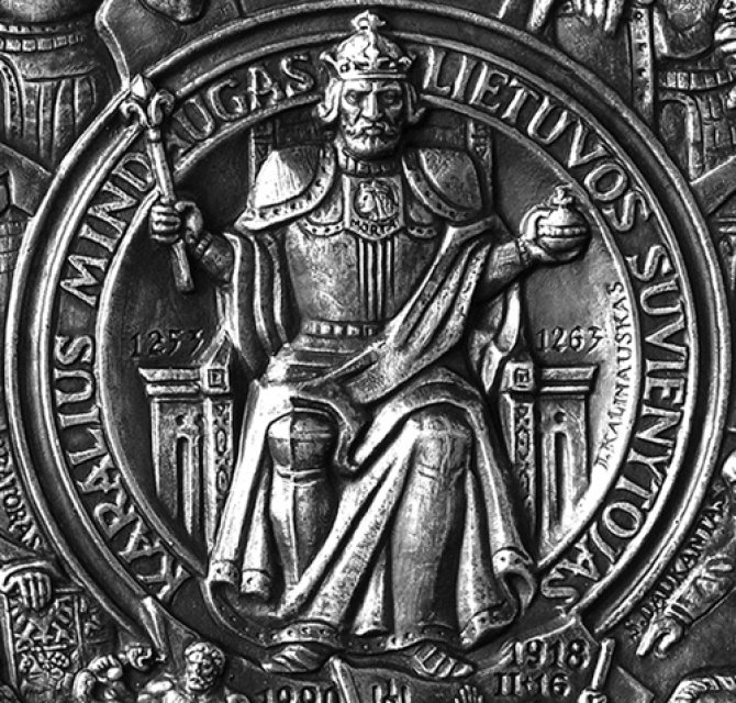 Lietuvos karalius Mindaugas,LVTM_medalio_fragmentas