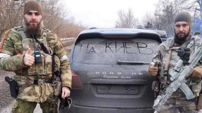 Ukrainiečiai praneša likvidavę R.Kadyrovo būrius, siekusius nužudyti V.Zelenskį