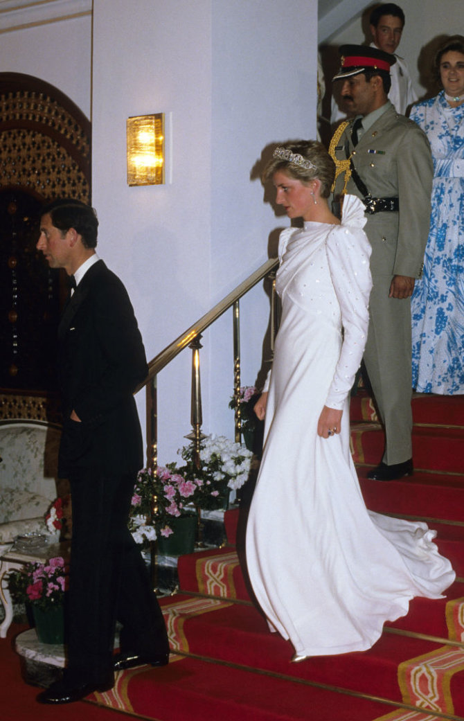Vida Press nuotr./Princesė Diana 1986 metais Bahreine