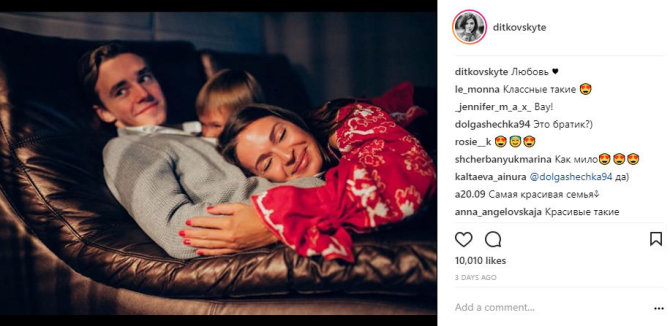 „Instagram“ nuotr./Agnija Ditkovskytė su broliu ir sūnumi