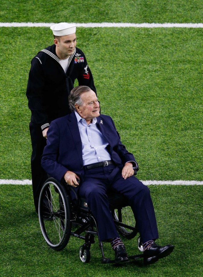 AFP/„Scanpix“ nuotr./JAV prezidentas George'as H.W.Bushas