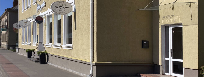 Asmeninė nuotr./ Šeima Zarasuose įkūrė kavinę, piceriją, viešbutį ir restoraną, o netrukus bus ir žaidimų kambarys.