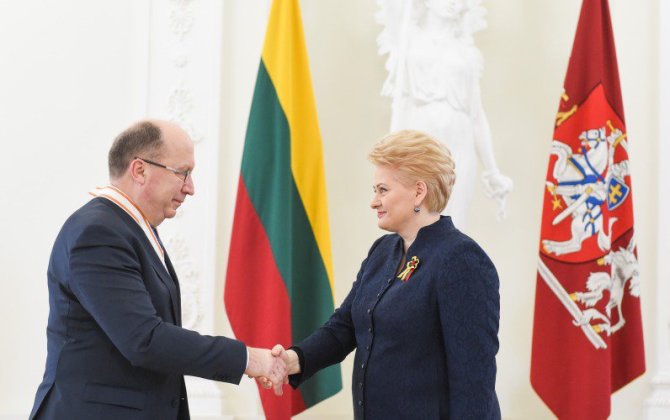LR Prezidento kanceliarijos / R. Dačkaus nuotr./Dalia Grybauskaitė ir Andrius Kubilius
