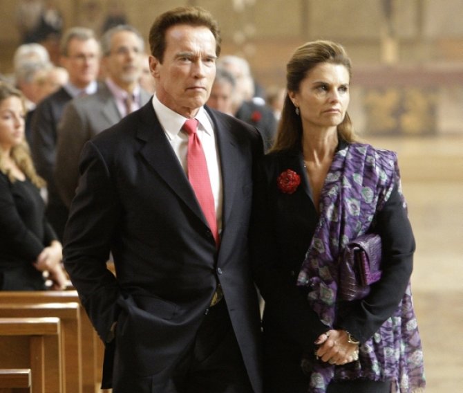 „Reuters“/„Scanpix“ nuotr./Arnoldas Schwarzeneggeris ir Maria Shriver