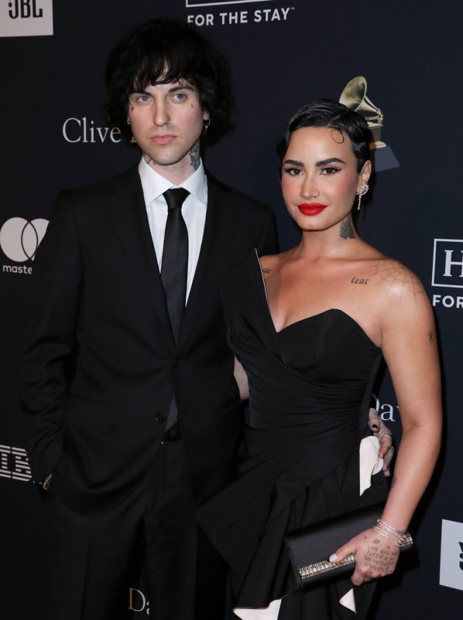 Vida Press nuotr./Demi Lovato and Jordanas Lutesas