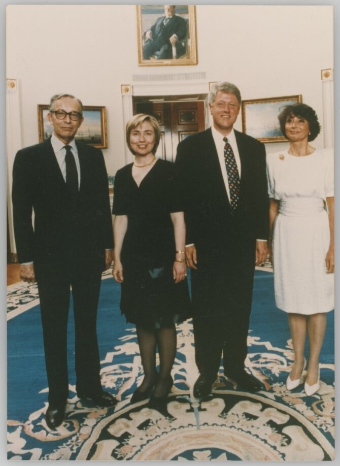 S. ir S. Lozoraiciu muziejaus nuotr./S.Lozoraitis jaun., H. ir B.Clinton, D.D'Ercole-Lozoraitis. 