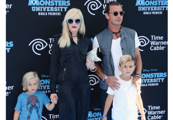 „Scanpix“ nuotr./Atlikėja Gwen Stefani su vyru ir sūnumis
