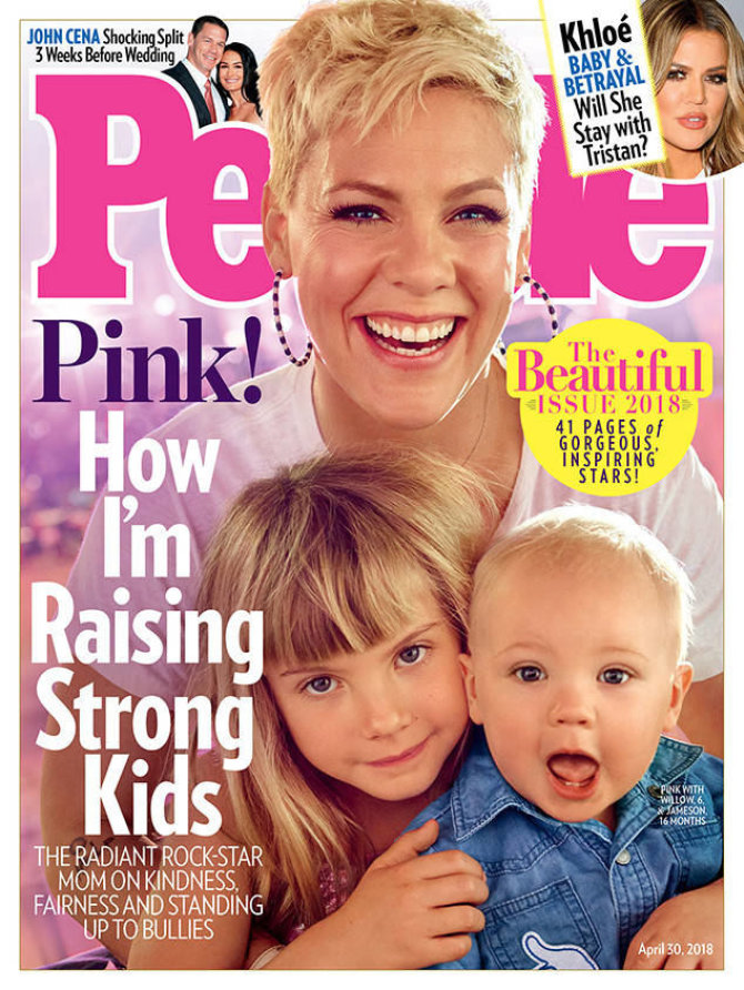 „People“ viršelis/Pink su dukra Willow ir sūnumi Jamesonu