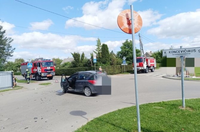 rinkosaikste.lt/Dimitrijaus Kuprijanovo nuotr./Avarija Pelėdnagiuose