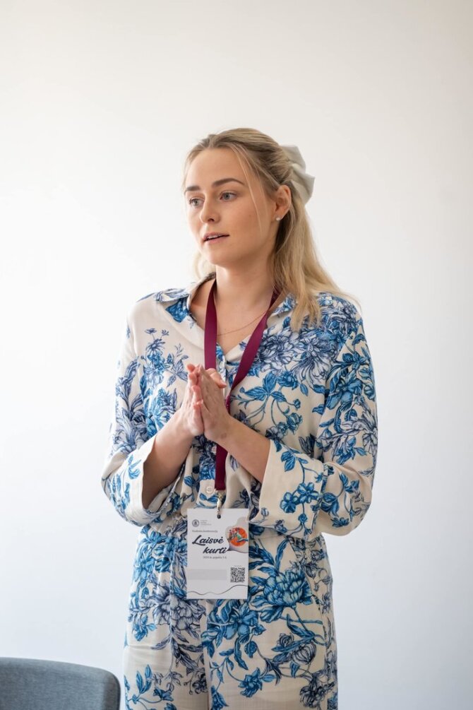 Asmeninė nuotr./Jauna mokytoja džiaugiasi savo profesija